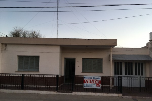 Casa Calle Yapeyú 254