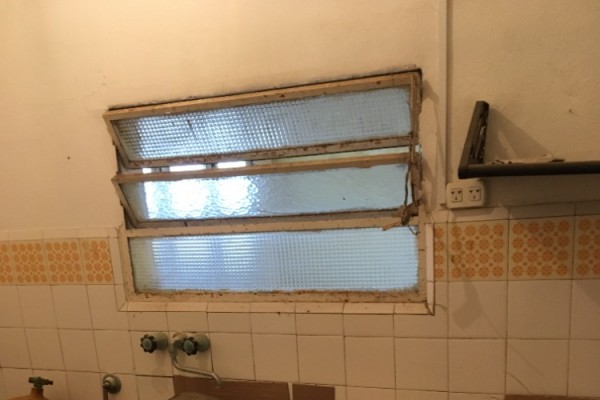 Casa Calle Falucho esquina H. Irigollen