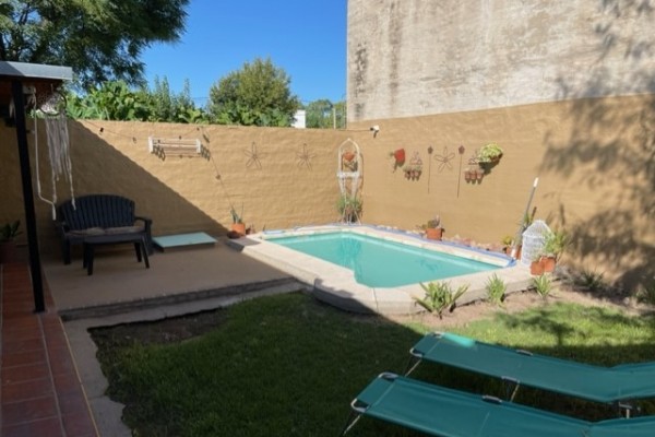 Casa Calle Leopoldo Lugones S/N