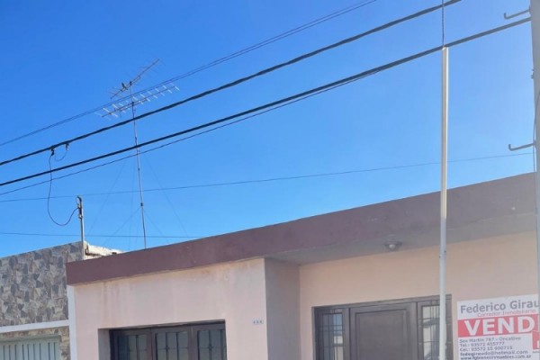 Casa Calle D. Funez 454