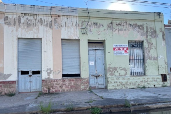 Calle 25 de Mayo 380 
