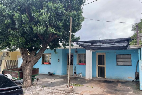 Calle Santa Cruz MANFREDI