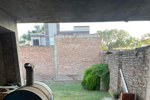 Calle El Salvador 1344