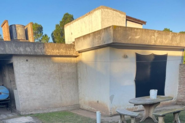 Calle El Salvador 1344