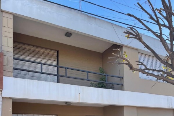 Casa Calle 25 de Mayo 960