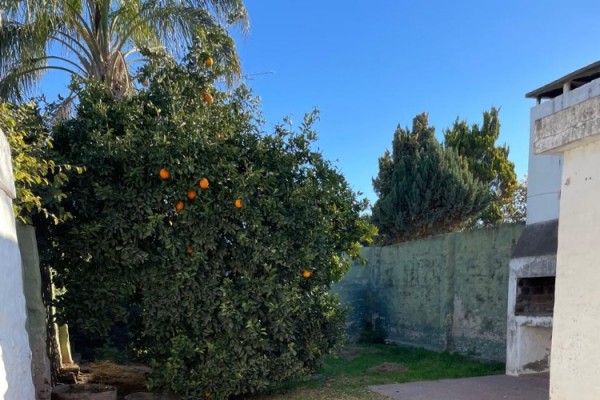 Casa Calle 25 de Mayo 960